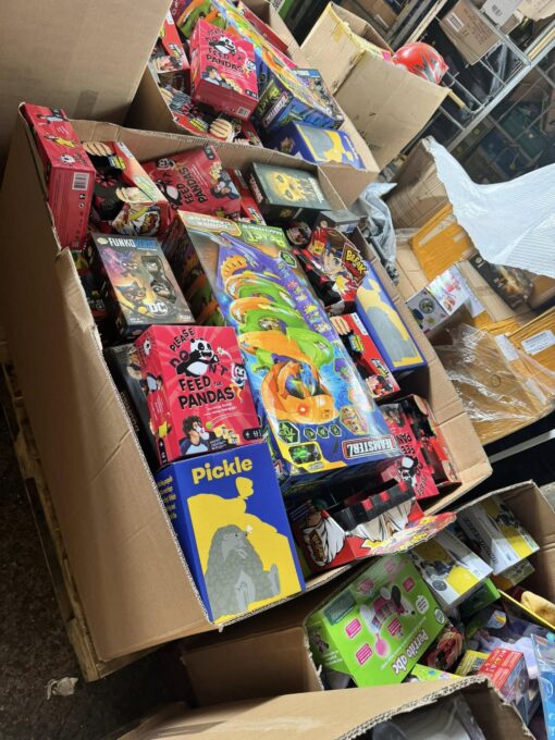 toy clearance pallets