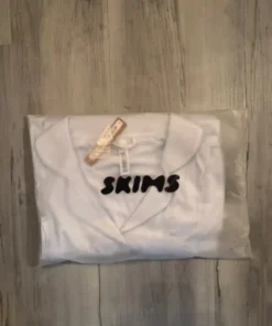 skims wholesale clothing-pallets