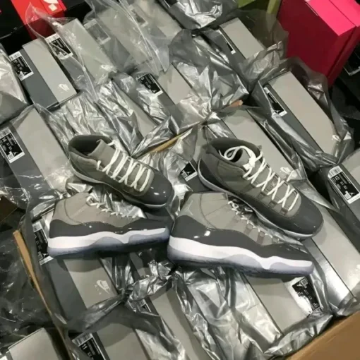 sneaker reseller pallets